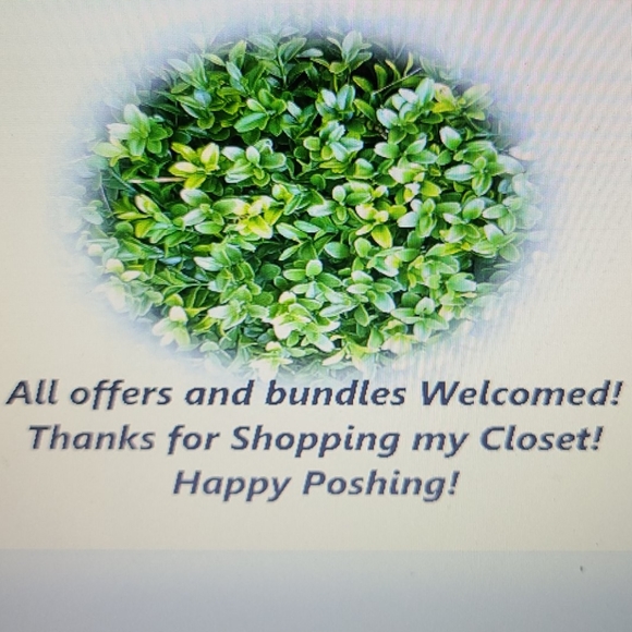 Meet your Posher, Jennifer - Picture 1 of 2